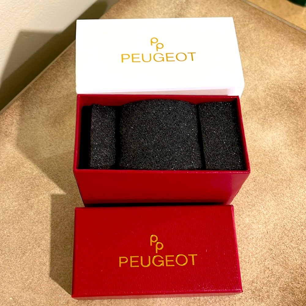 BNWT EMPTY PEUGEOT RED WATCH BOX WITH WHITE GLOSS PAPER SLEEVE, & WARRANTY PAPER